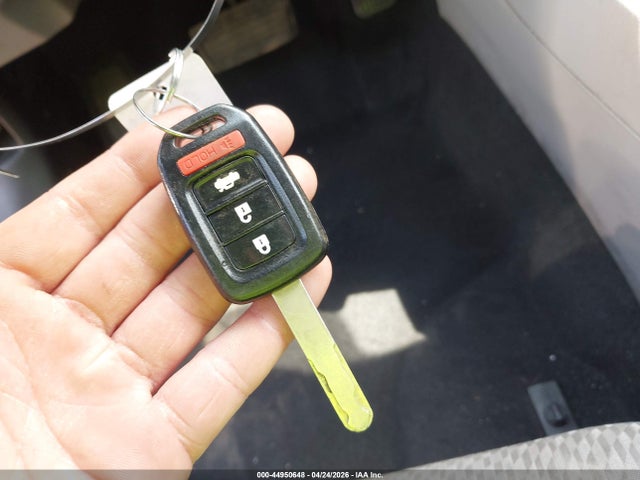 44950648 :رقم المزاد ، 19XFB2F50FE279985 vin ، 2015 Honda Civic Lx مزاد بيع
