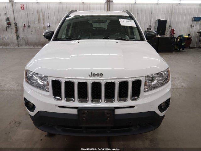 44950685 :رقم المزاد ، 1C4NJDCB2CD661677 vin ، 2012 Jeep Compass Limited مزاد بيع