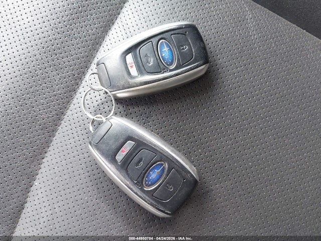 44950704 :رقم المزاد ، 4S3BNAN60F3069162 vin ، 2015 Subaru Legacy 2.5i Limited مزاد بيع