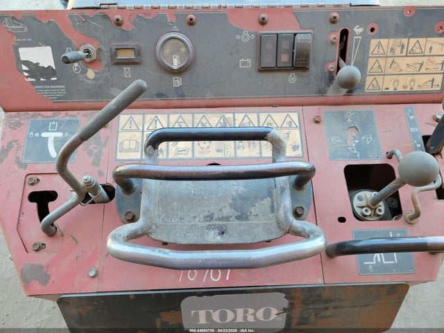 44950709 :رقم المزاد ، 313000111 vin ، 2017 Toro Dingo Tx525 مزاد بيع
