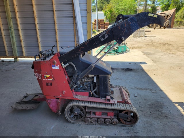 44950709 :رقم المزاد ، 313000111 vin ، 2017 Toro Dingo Tx525 مزاد بيع