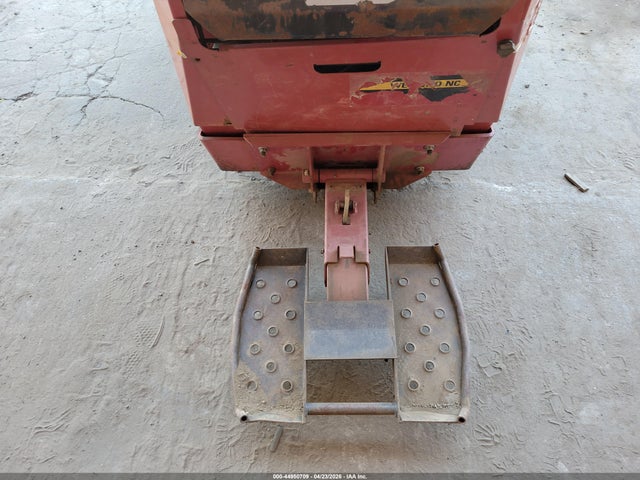 44950709 :رقم المزاد ، 313000111 vin ، 2017 Toro Dingo Tx525 مزاد بيع
