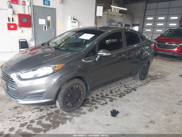 Ford FIESTA SE 2016 3FADP4BE0GM107088 Image 2
