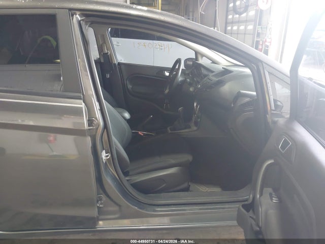 Ford FIESTA SE 2016 3FADP4BE0GM107088 Image 5