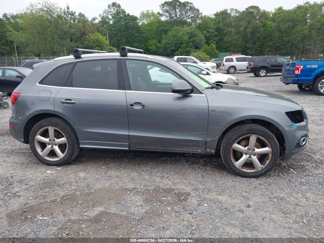 44950754 :رقم المزاد ، WA1M2AFP5HA057929 vin ، 2017 Audi Q5 2.0t Premium مزاد بيع