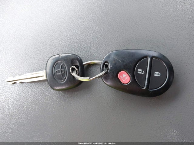 44950767 :رقم المزاد ، 5TFBW5F10BX208393 vin ، 2011 Toyota Tundra Limited 5.7l V8 مزاد بيع