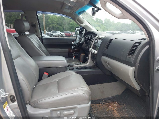 44950767 :رقم المزاد ، 5TFBW5F10BX208393 vin ، 2011 Toyota Tundra Limited 5.7l V8 مزاد بيع