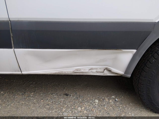 44950774 :رقم المزاد ، WDPPF4CC8E5928636 vin ، 2014 Freightliner Sprinter 3500 مزاد بيع