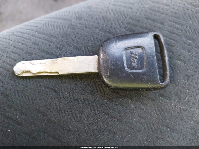 44950812 :رقم المزاد ، 1HGEM22525L033216 vin ، 2005 Honda Civic Lx مزاد بيع
