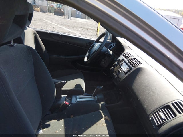 44950812 :رقم المزاد ، 1HGEM22525L033216 vin ، 2005 Honda Civic Lx مزاد بيع