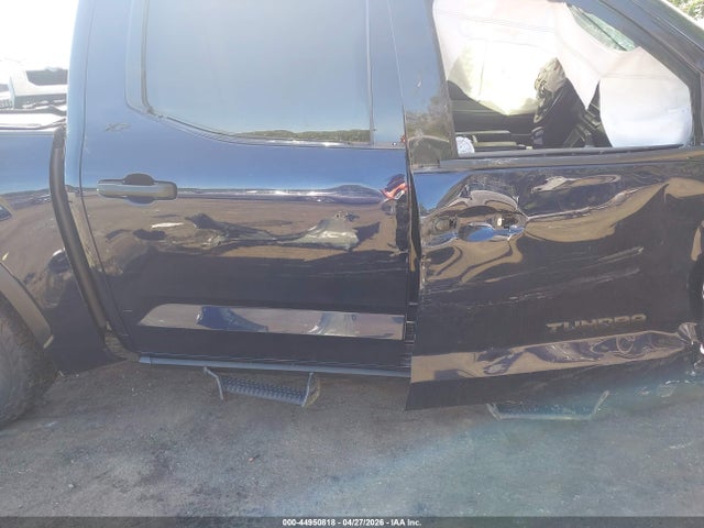 44950818 :رقم المزاد ، 5TFLA5AB5PX025484 vin ، 2023 Toyota Tundra Sr5 مزاد بيع