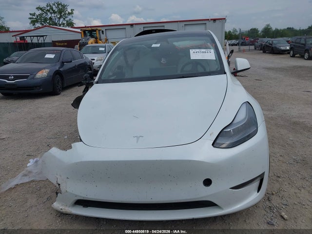 Продаж на аукціоні авто 2025 Tesla Model Y Performance Dual Motor All-wheel Drive, vin: 7SAYGDEF7SA339958, номер лоту: 44950819