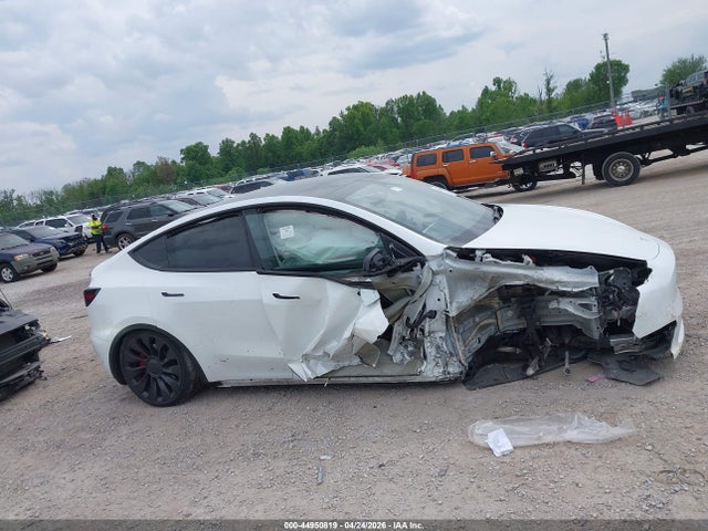 Продаж на аукціоні авто 2025 Tesla Model Y Performance Dual Motor All-wheel Drive, vin: 7SAYGDEF7SA339958, номер лоту: 44950819