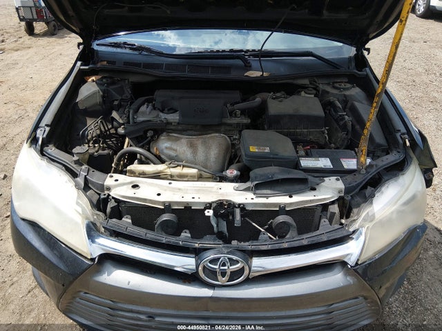 44950821 :رقم المزاد ، 4T1BF1FK6HU340145 vin ، 2017 Toyota Camry Le مزاد بيع