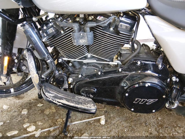 1HD1KH718SB618328 Harley-Davidson FLTRX
