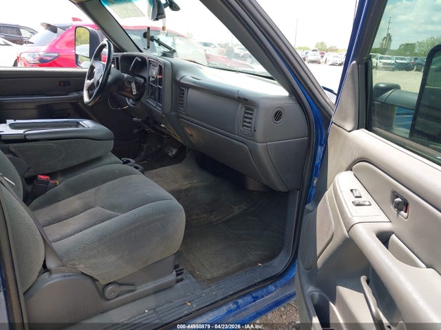 2004 Chevrolet Silverado 1500 Ls მანქანა იყიდება აუქციონზე, vin: 2GCEC19T341149318, აუქციონის ნომერი: 44950879