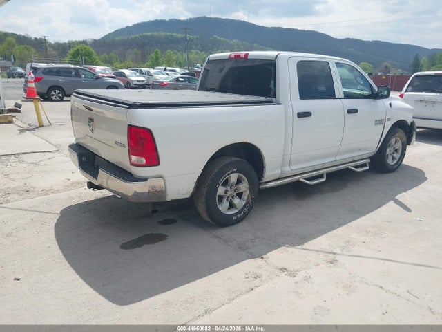 44950882 :رقم المزاد ، 3C6RR7KT2HG689213 vin ، 2017 Ram 1500 Tradesman  4x4 5'7 Box مزاد بيع