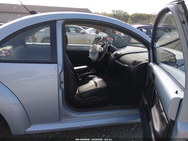 Продажа на аукционе авто 2009 Volkswagen New Beetle 2.5l, vin: 3VWRW31C19M517914, номер лота: 44950886
