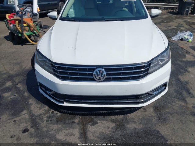 Auction sale of the 2019 Volkswagen Passat 2.0t Wolfsburg Edition, vin: 1VWLA7A36KC002605, lot number: 44950933