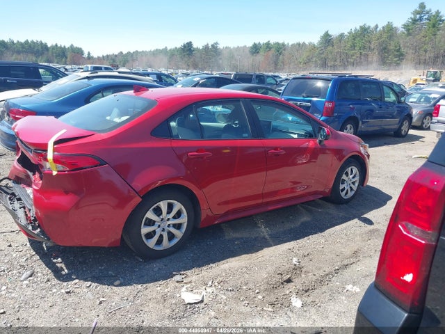44950947 :رقم المزاد ، 5YFEPMAE5MP166254 vin ، 2021 Toyota Corolla Le مزاد بيع
