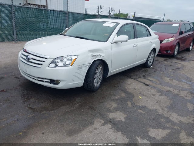 44950968 :رقم المزاد ، 4T1BK36B76U091133 vin ، 2006 Toyota Avalon Limited مزاد بيع