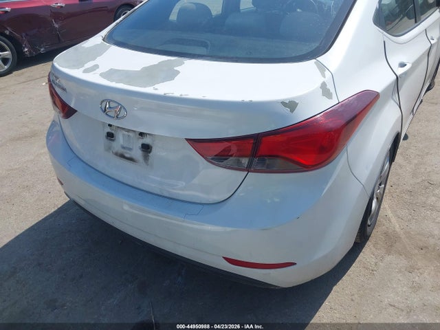 Продажа на аукционе авто 2016 Hyundai Elantra Se, vin: 5NPDH4AE8GH756717, номер лота: 44950988