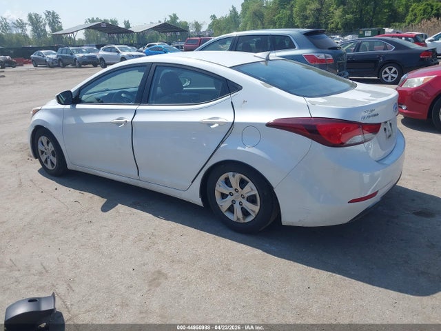 Продажа на аукционе авто 2016 Hyundai Elantra Se, vin: 5NPDH4AE8GH756717, номер лота: 44950988
