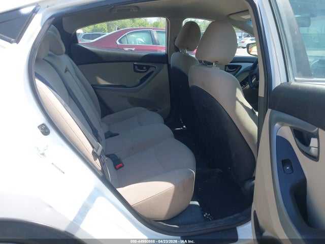 Продажа на аукционе авто 2016 Hyundai Elantra Se, vin: 5NPDH4AE8GH756717, номер лота: 44950988
