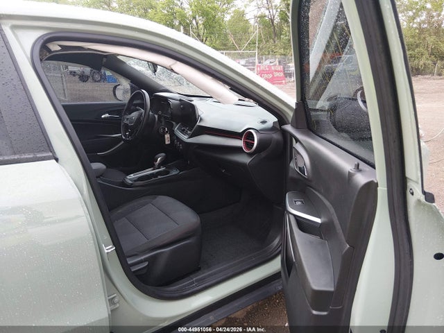 2024 Chevrolet Trax Fwd 1rs მანქანა იყიდება აუქციონზე, vin: KL77LGE29RC197512, აუქციონის ნომერი: 44951056