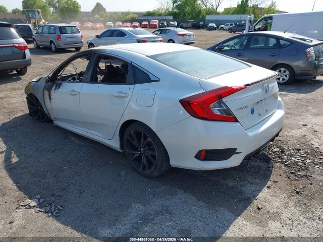 Honda Civic Sport 2021 19XFC2F8XME200018 Image 3