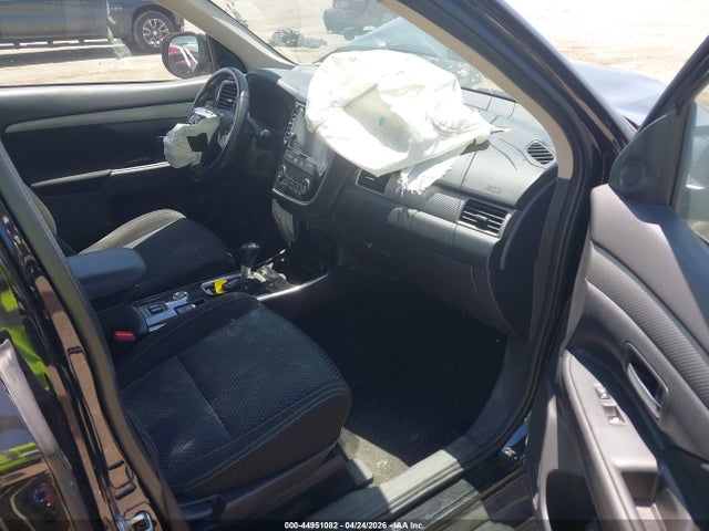 Продаж на аукціоні авто 2017 Mitsubishi Outlander Se, vin: JA4AZ3A32HZ050517, номер лоту: 44951082