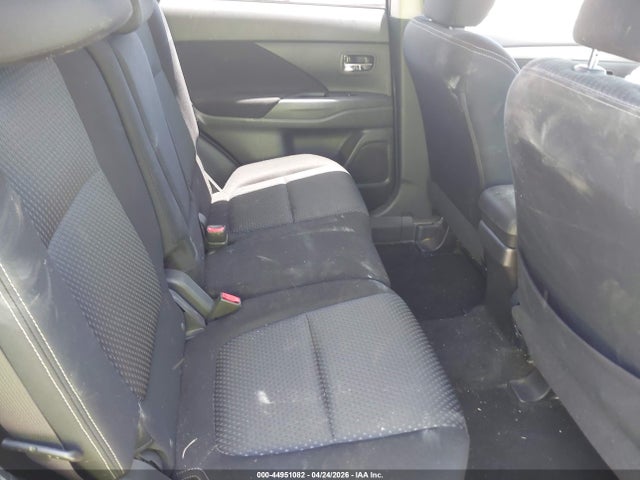 Продаж на аукціоні авто 2017 Mitsubishi Outlander Se, vin: JA4AZ3A32HZ050517, номер лоту: 44951082
