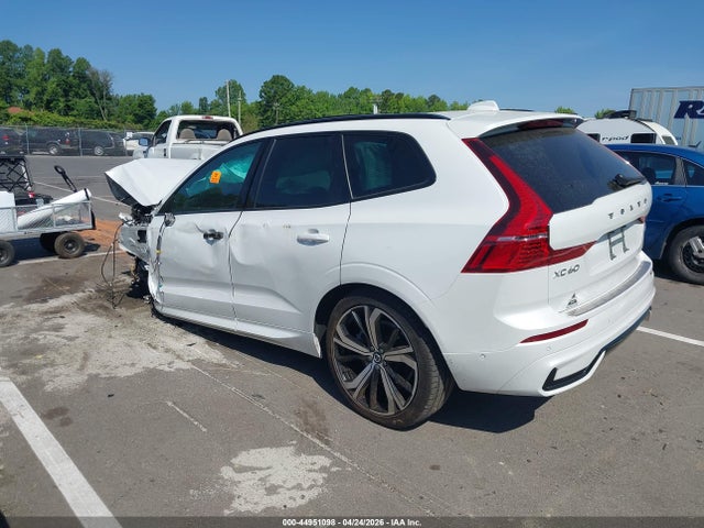 Продаж на аукціоні авто 2022 Volvo Xc60 B6 R-design, vin: YV4062RM5N1071144, номер лоту: 44951098