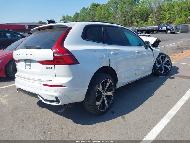 Продаж на аукціоні авто 2022 Volvo Xc60 B6 R-design, vin: YV4062RM5N1071144, номер лоту: 44951098