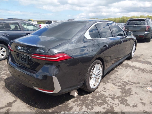 2025 Bmw 530i Xdrive მანქანა იყიდება აუქციონზე, vin: WBA53FJ09SCT25730, აუქციონის ნომერი: 44951100
