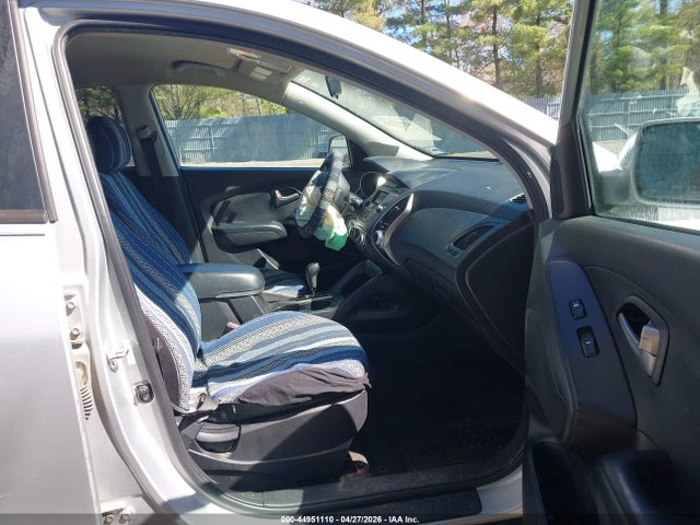 2012 Hyundai Tucson Gls მანქანა იყიდება აუქციონზე, vin: KM8JUCAC5CU335640, აუქციონის ნომერი: 44951110