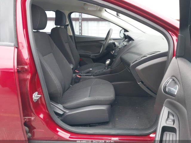 2016 Ford Focus Se მანქანა იყიდება აუქციონზე, vin: 1FADP3K2XGL245027, აუქციონის ნომერი: 44951132