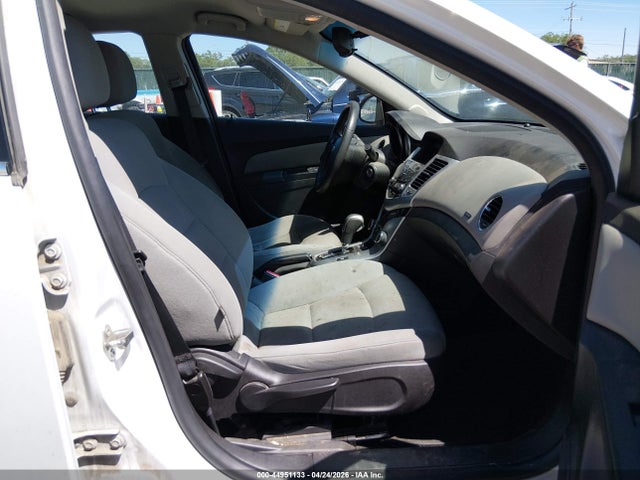 1G1PC5SB7F7126544 Chevrolet Cruze 1lt Auto