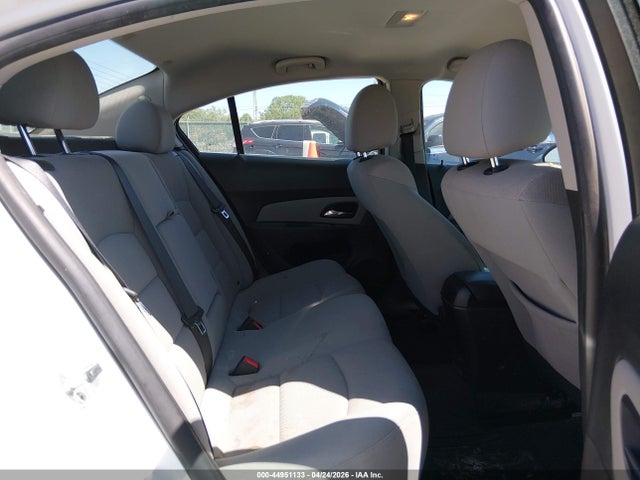 1G1PC5SB7F7126544 Chevrolet Cruze 1lt Auto