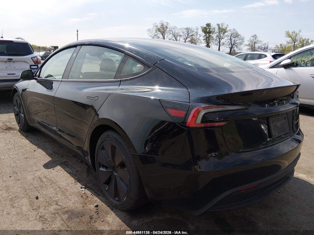 Tesla Model 3 Long Range Dual Motor All-wheel Drive 2024 5YJ3E1EB9RF735461 Image 3