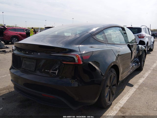 Tesla Model 3 Long Range Dual Motor All-wheel Drive 2024 5YJ3E1EB9RF735461 Image 4
