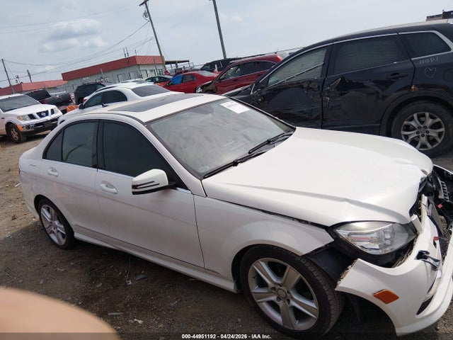 44951192 :رقم المزاد ، WDDGF5EB2BA473597 vin ، 2011 Mercedes-benz C 300 Luxury/sport مزاد بيع