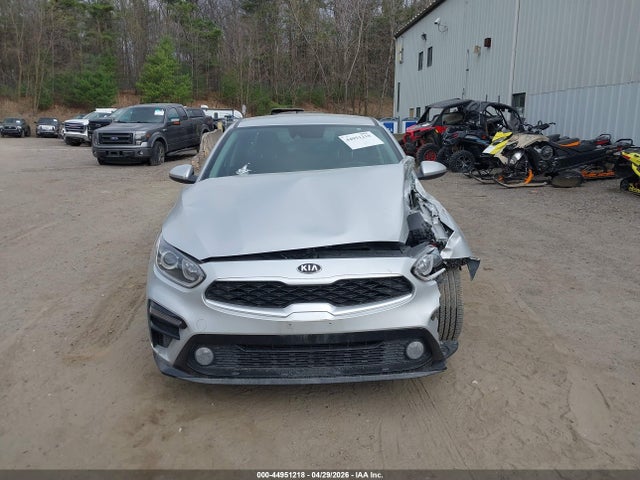 2020 Kia Forte Lxs მანქანა იყიდება აუქციონზე, vin: 3KPF24AD2LE223570, აუქციონის ნომერი: 44951218