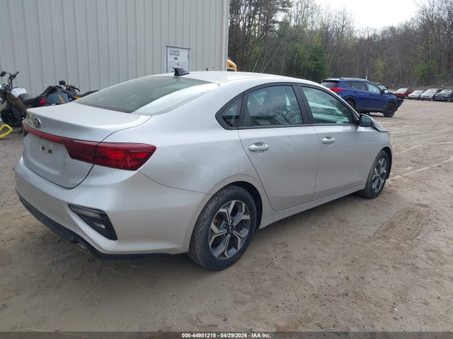 2020 Kia Forte Lxs მანქანა იყიდება აუქციონზე, vin: 3KPF24AD2LE223570, აუქციონის ნომერი: 44951218