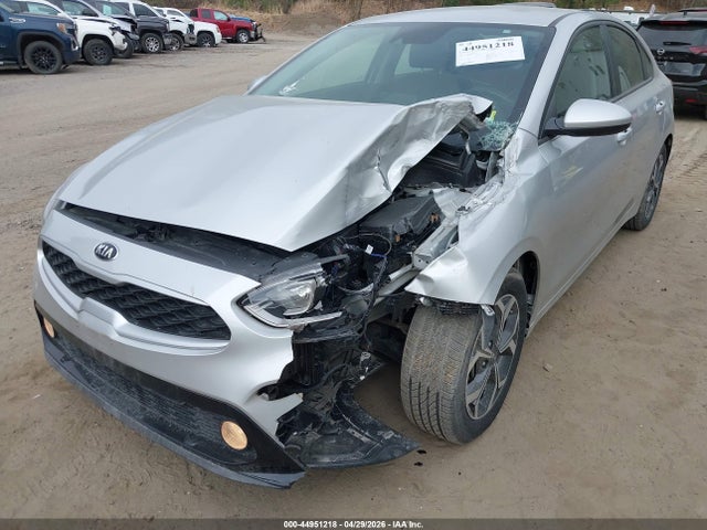 2020 Kia Forte Lxs მანქანა იყიდება აუქციონზე, vin: 3KPF24AD2LE223570, აუქციონის ნომერი: 44951218