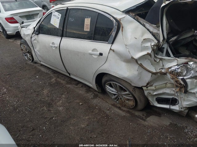 Продажа на аукционе авто 2015 Infiniti Q40, vin: JN1CV6AR2FM523250, номер лота: 44951240
