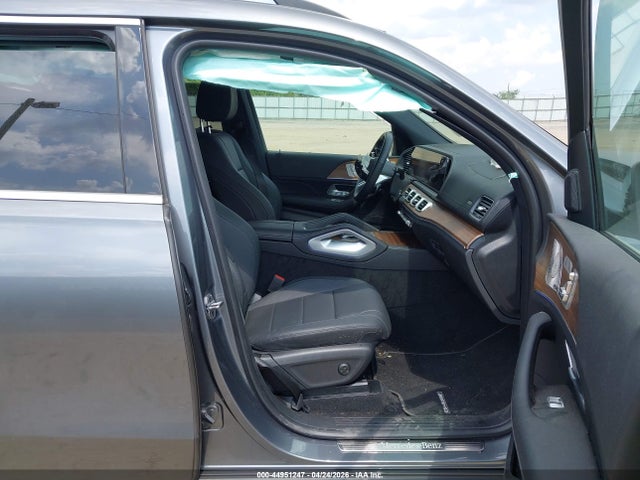 Продажа на аукционе авто 2025 Mercedes-benz Gls 450 4matic, vin: 4JGFF5KE6SB414157, номер лота: 44951247