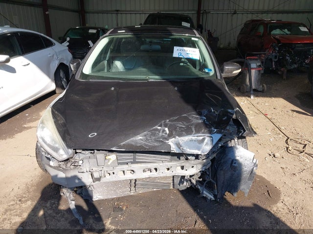 2015 Ford Focus Titanium მანქანა იყიდება აუქციონზე, vin: 1FADP3J24FL293686, აუქციონის ნომერი: 44951250