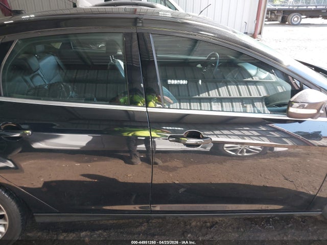 2015 Ford Focus Titanium მანქანა იყიდება აუქციონზე, vin: 1FADP3J24FL293686, აუქციონის ნომერი: 44951250