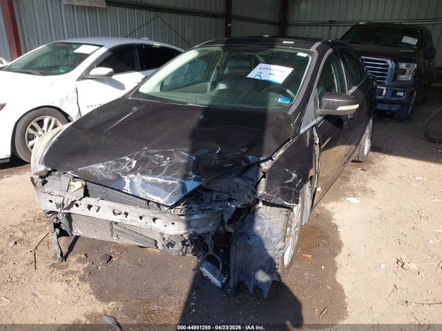 2015 Ford Focus Titanium მანქანა იყიდება აუქციონზე, vin: 1FADP3J24FL293686, აუქციონის ნომერი: 44951250